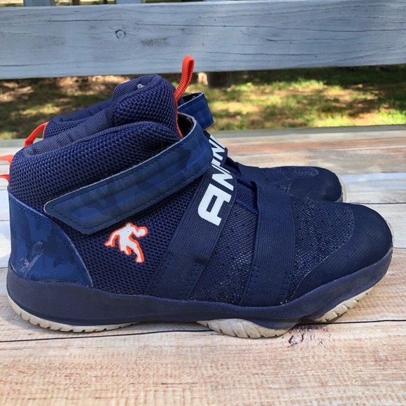 big boys basketball shoes